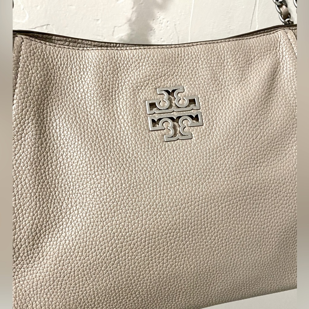 NWT and dust bag Tory Burch chain tote - Picture 3 of 10